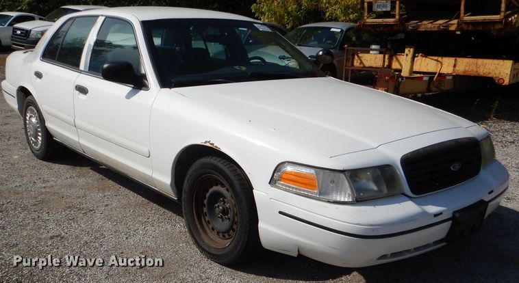 image for item DI2626 2000 Ford Crown Victoria Police Interceptor