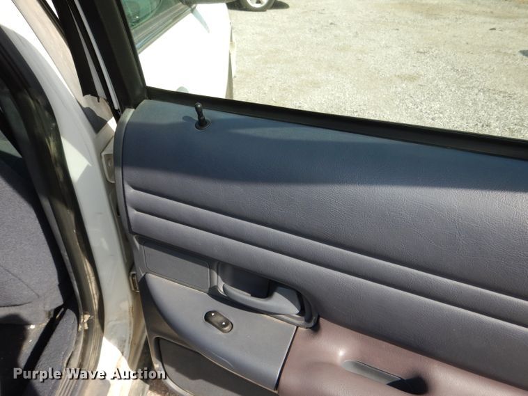 image for item DI2626 2000 Ford Crown Victoria Police Interceptor