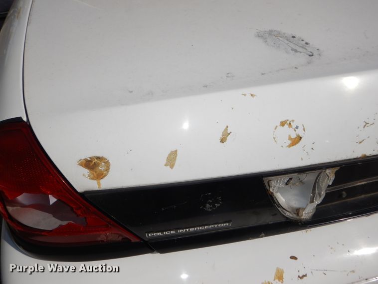 image for item DI2626 2000 Ford Crown Victoria Police Interceptor