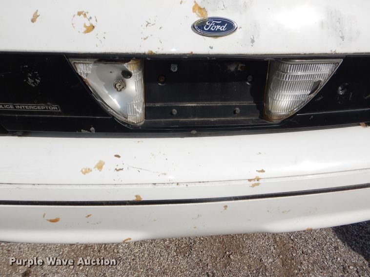 image for item DI2626 2000 Ford Crown Victoria Police Interceptor