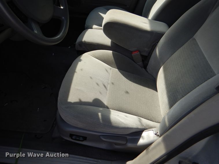 image for item DI2627 2004 Ford Taurus