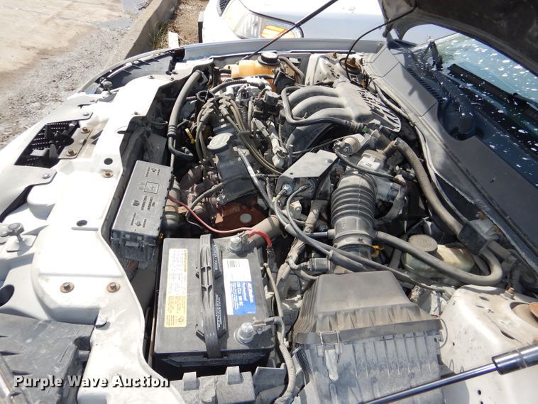 image for item DI2627 2004 Ford Taurus