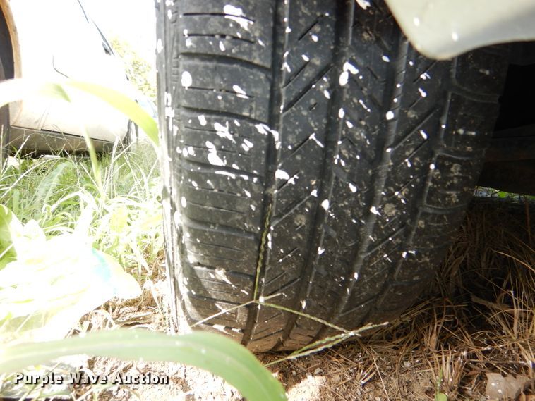 image for item DI2627 2004 Ford Taurus