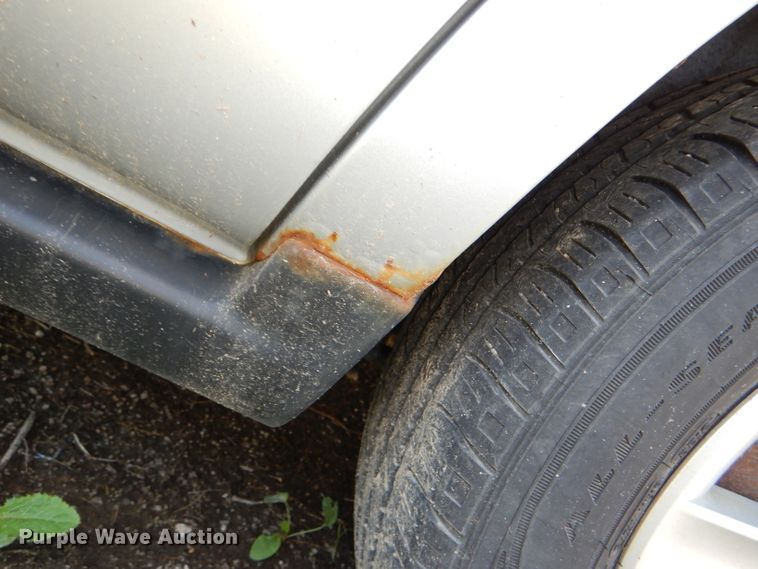 image for item DI2627 2004 Ford Taurus