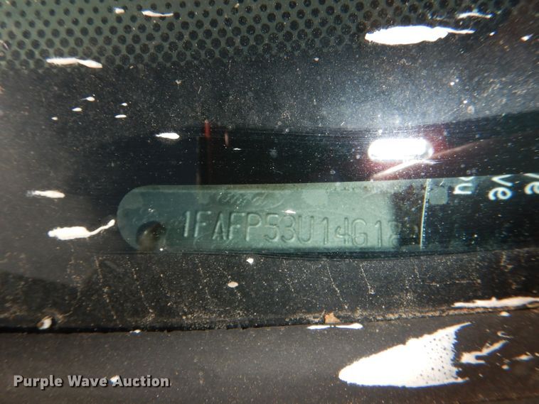 image for item DI2627 2004 Ford Taurus