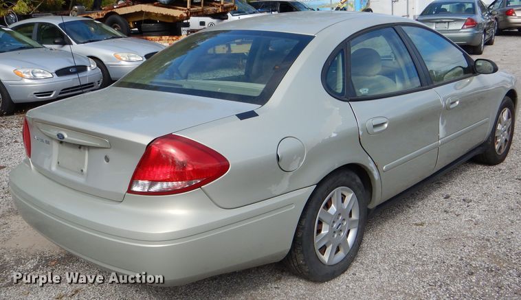 image for item DI2628 2006 Ford Taurus
