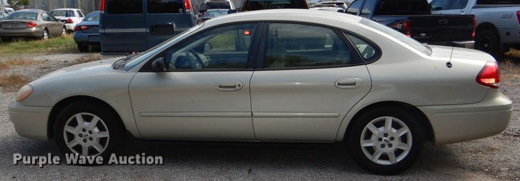 image for item DI2628 2006 Ford Taurus