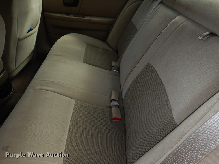 image for item DI2628 2006 Ford Taurus