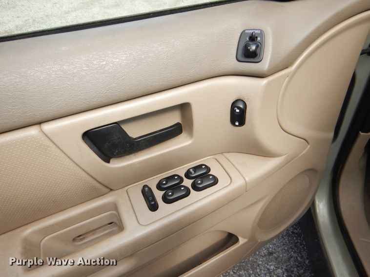 image for item DI2628 2006 Ford Taurus