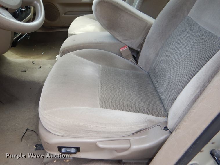 image for item DI2628 2006 Ford Taurus