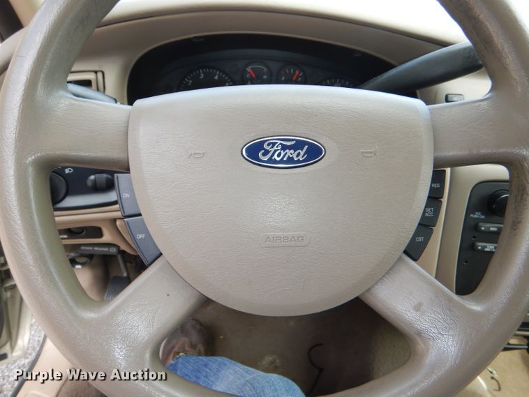 image for item DI2628 2006 Ford Taurus