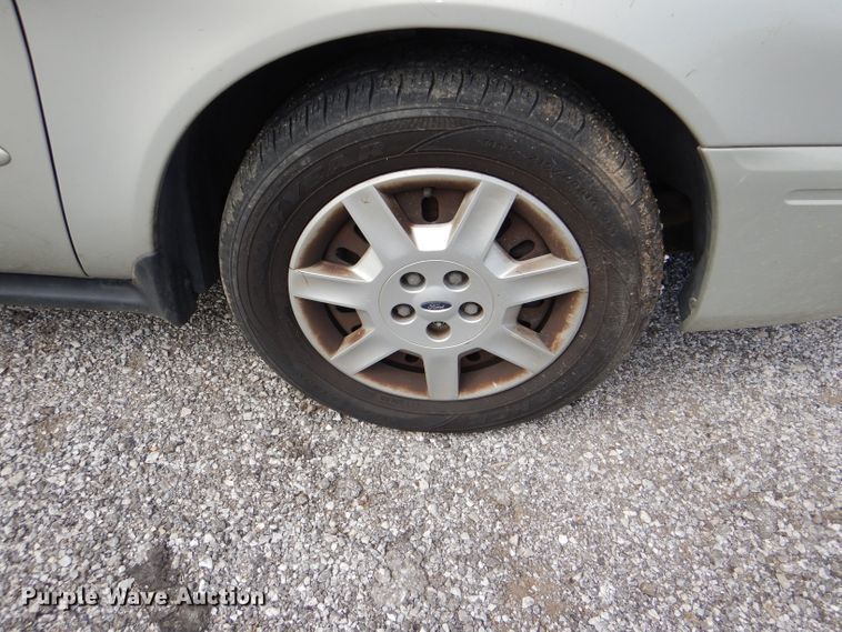 image for item DI2628 2006 Ford Taurus