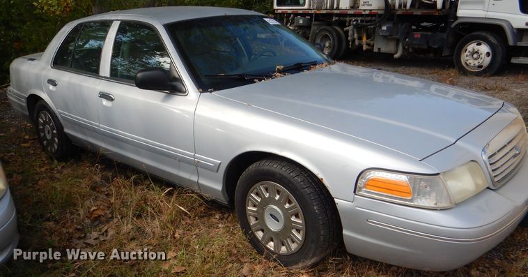image for item DI2633 2003 Ford Crown Victoria Police Interceptor