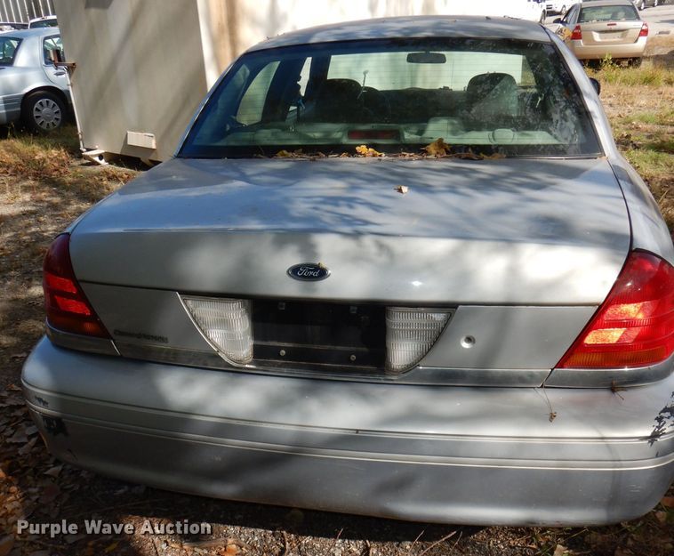 image for item DI2633 2003 Ford Crown Victoria Police Interceptor