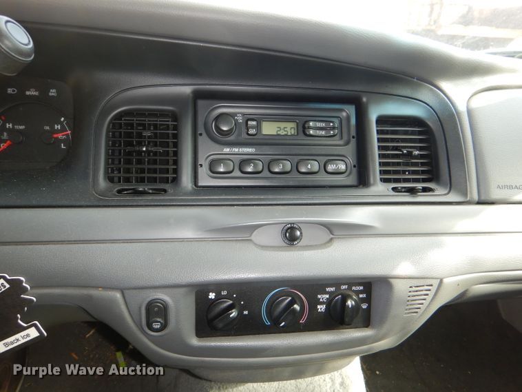 image for item DI2633 2003 Ford Crown Victoria Police Interceptor