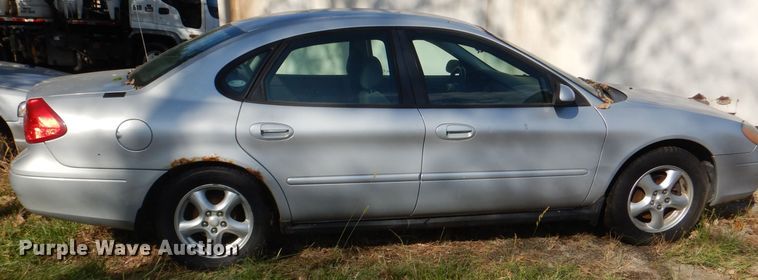 image for item DI2634 2003 Ford Taurus