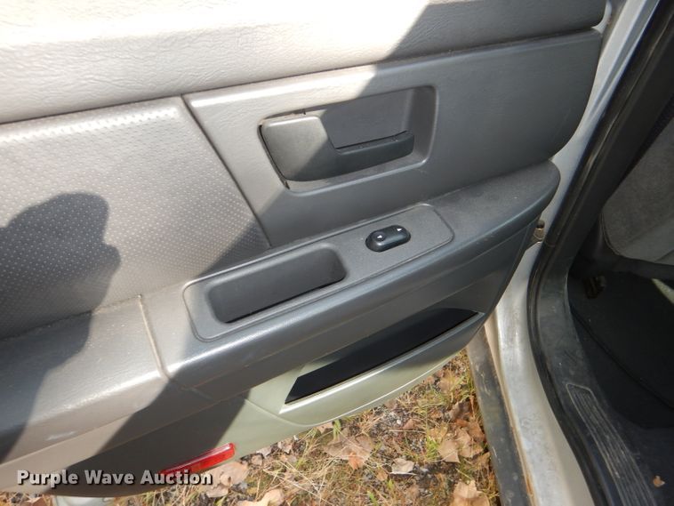 image for item DI2634 2003 Ford Taurus