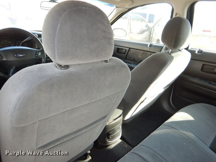 image for item DI2634 2003 Ford Taurus