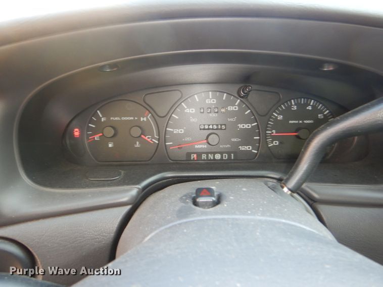 image for item DI2634 2003 Ford Taurus