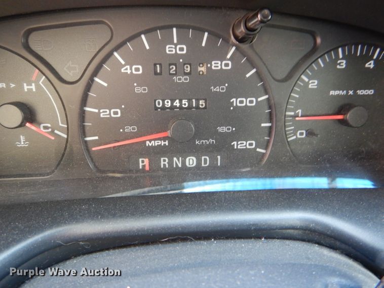 image for item DI2634 2003 Ford Taurus