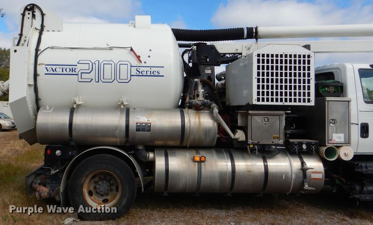 image for item DI2638 2006 International 7400 sewer jetter truck