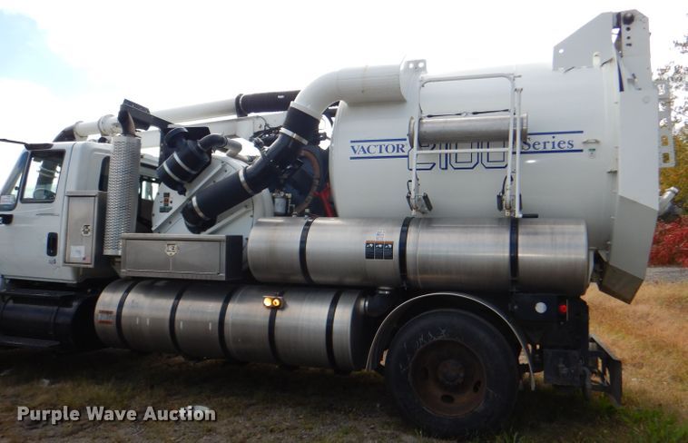 image for item DI2638 2006 International 7400 sewer jetter truck