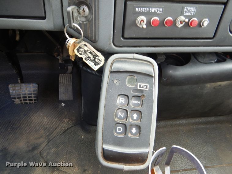 image for item DI2638 2006 International 7400 sewer jetter truck