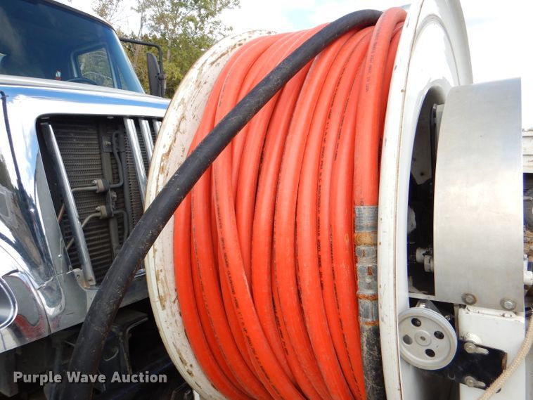 image for item DI2638 2006 International 7400 sewer jetter truck