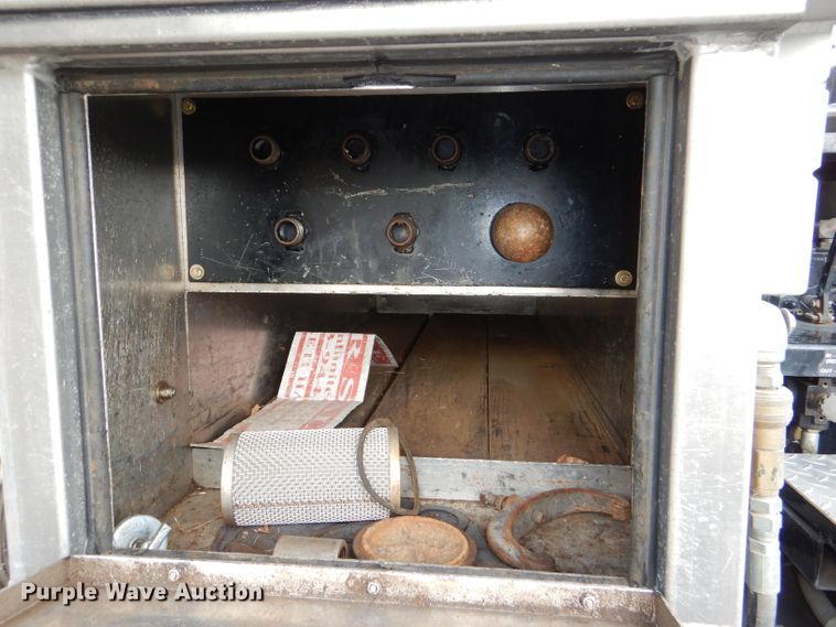 image for item DI2638 2006 International 7400 sewer jetter truck