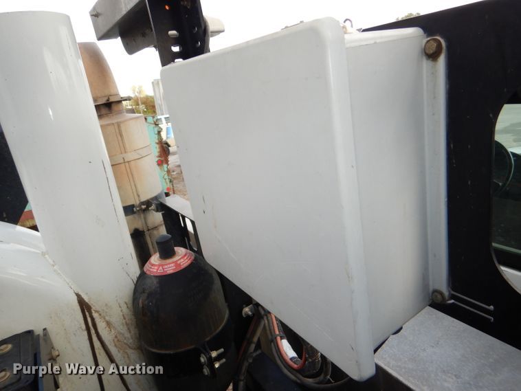 image for item DI2638 2006 International 7400 sewer jetter truck