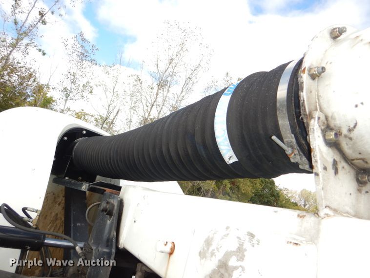 image for item DI2638 2006 International 7400 sewer jetter truck