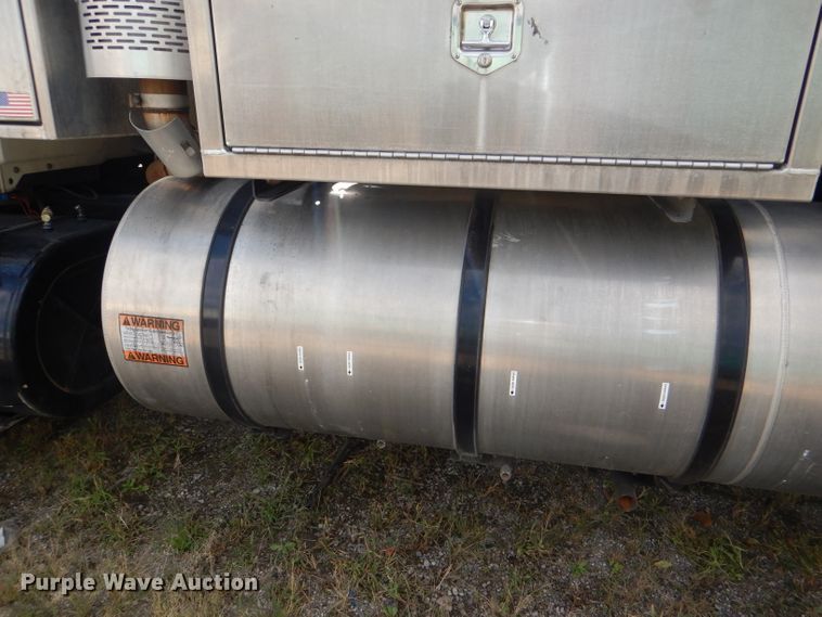 image for item DI2638 2006 International 7400 sewer jetter truck