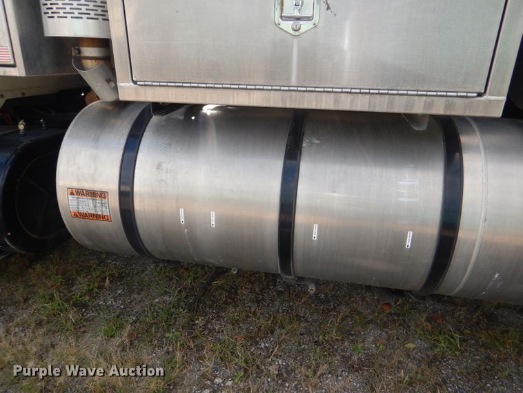 image for item DI2638 2006 International 7400 sewer jetter truck