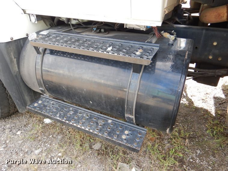 image for item DI2638 2006 International 7400 sewer jetter truck