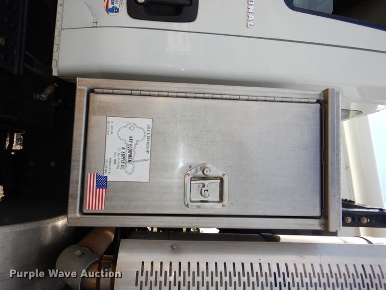 image for item DI2638 2006 International 7400 sewer jetter truck