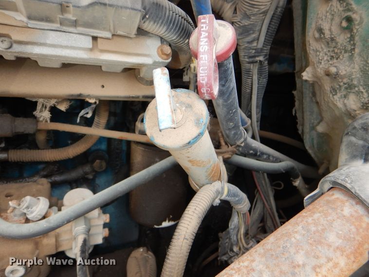 image for item DI2639 2001 International 4900 dump truck