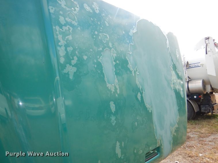 image for item DI2639 2001 International 4900 dump truck