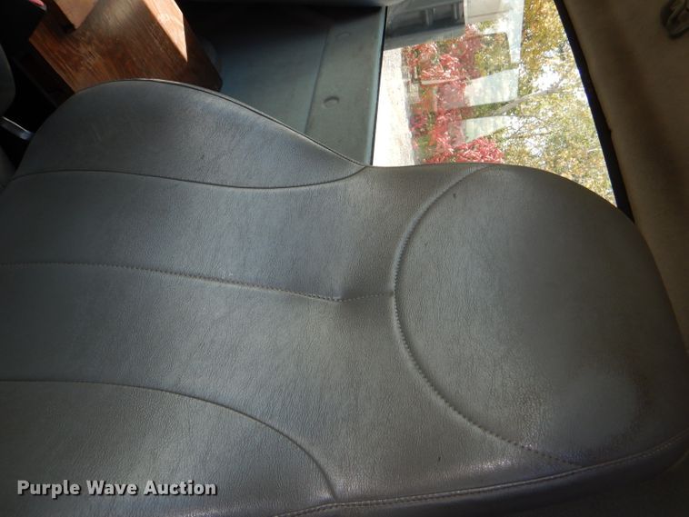 image for item DI2640 2004 International 7400 sewer jetter truck