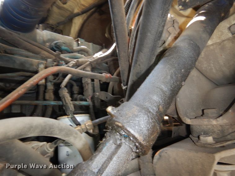 image for item DI2640 2004 International 7400 sewer jetter truck