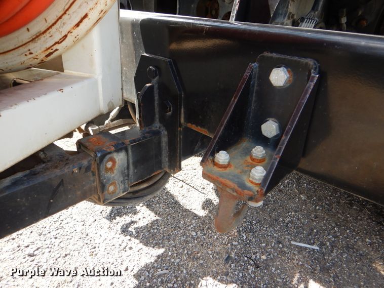 image for item DI2640 2004 International 7400 sewer jetter truck