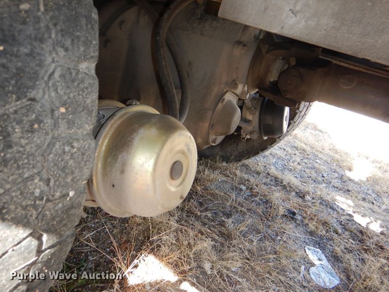 image for item DI2640 2004 International 7400 sewer jetter truck