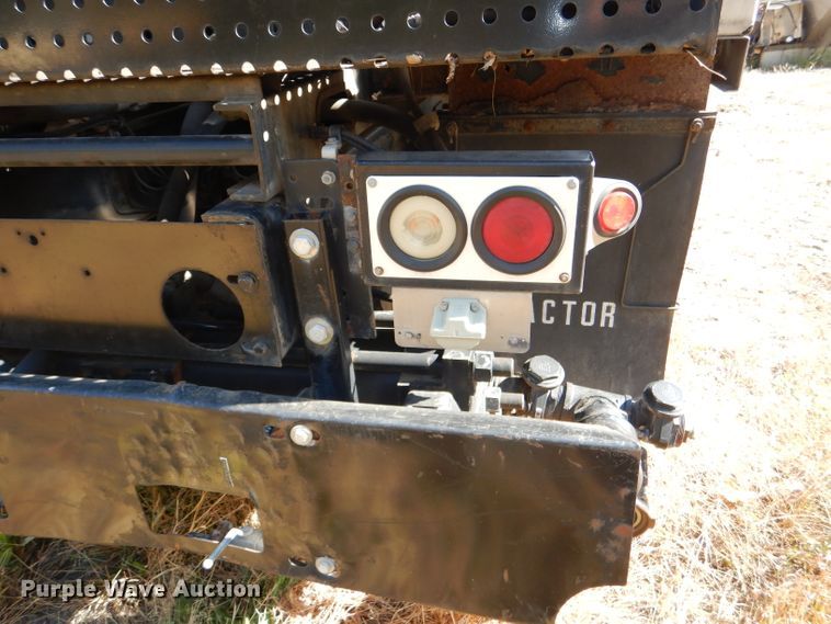 image for item DI2640 2004 International 7400 sewer jetter truck