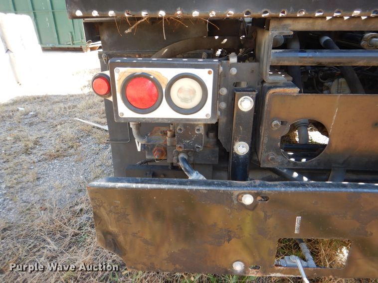 image for item DI2640 2004 International 7400 sewer jetter truck