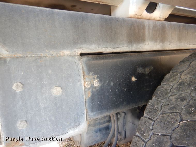 image for item DI2640 2004 International 7400 sewer jetter truck