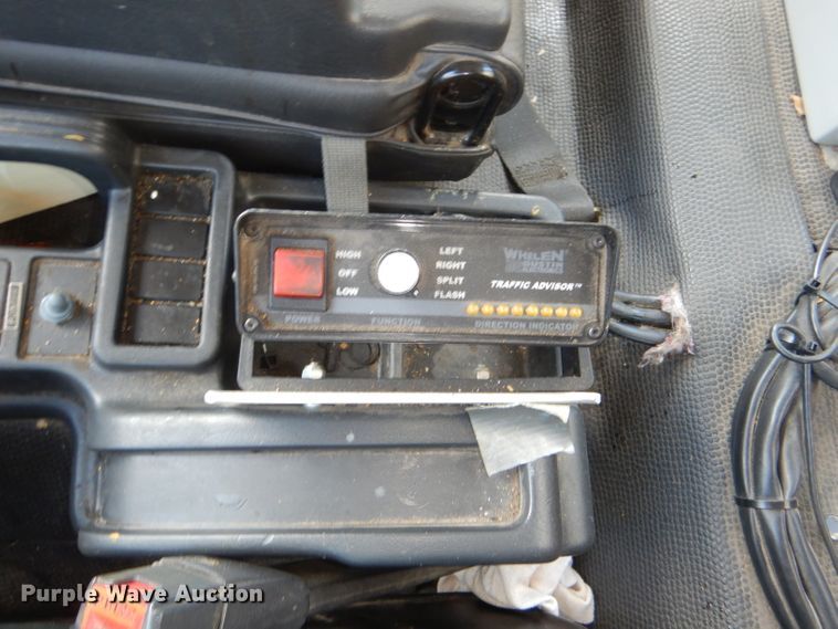 image for item DI2645 1999 GMC T6500 paint striper truck