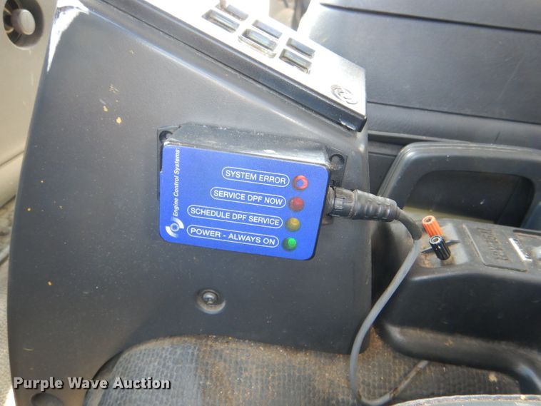 image for item DI2645 1999 GMC T6500 paint striper truck