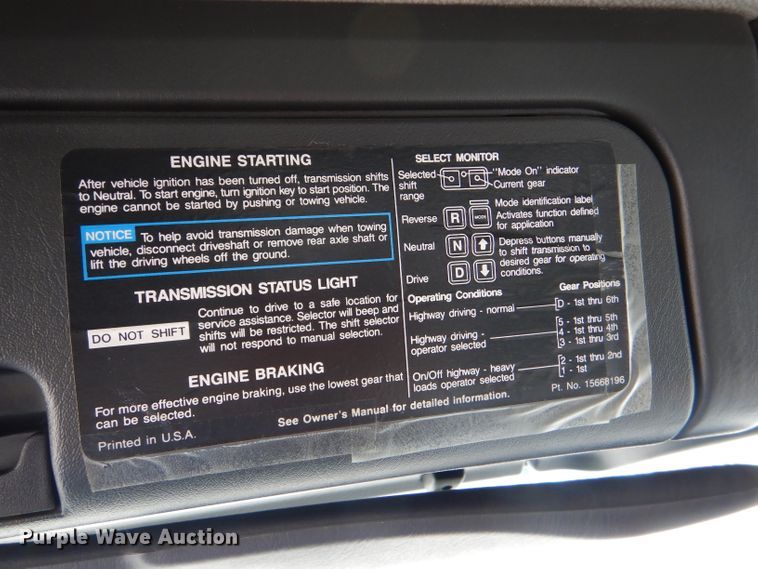 image for item DI2645 1999 GMC T6500 paint striper truck