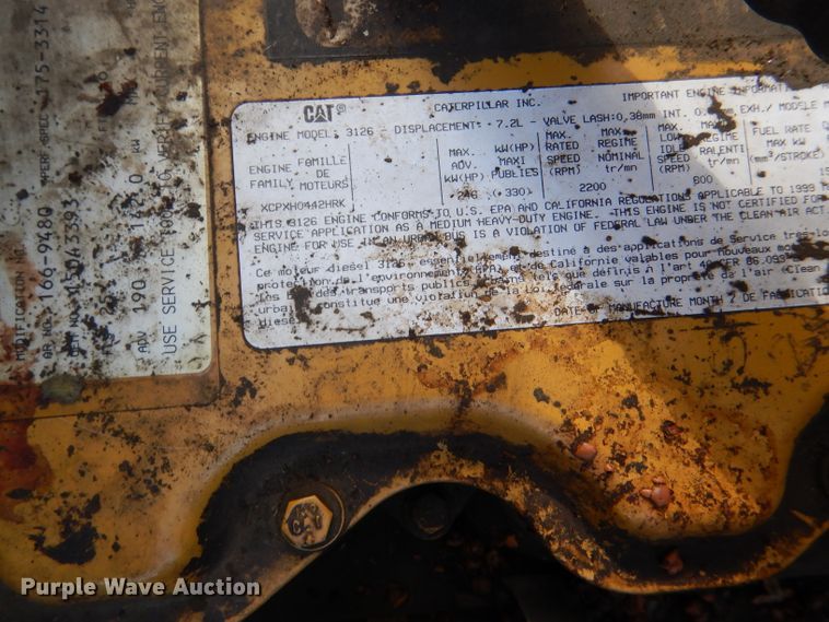 image for item DI2645 1999 GMC T6500 paint striper truck