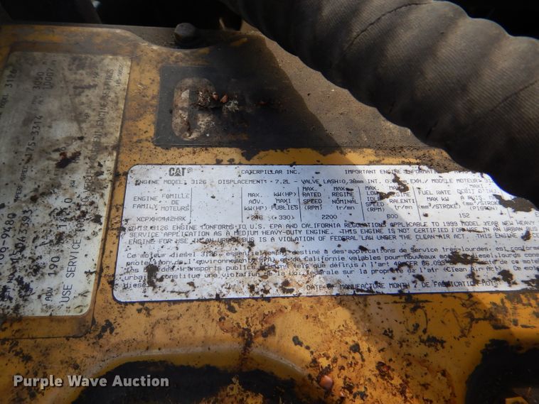 image for item DI2645 1999 GMC T6500 paint striper truck