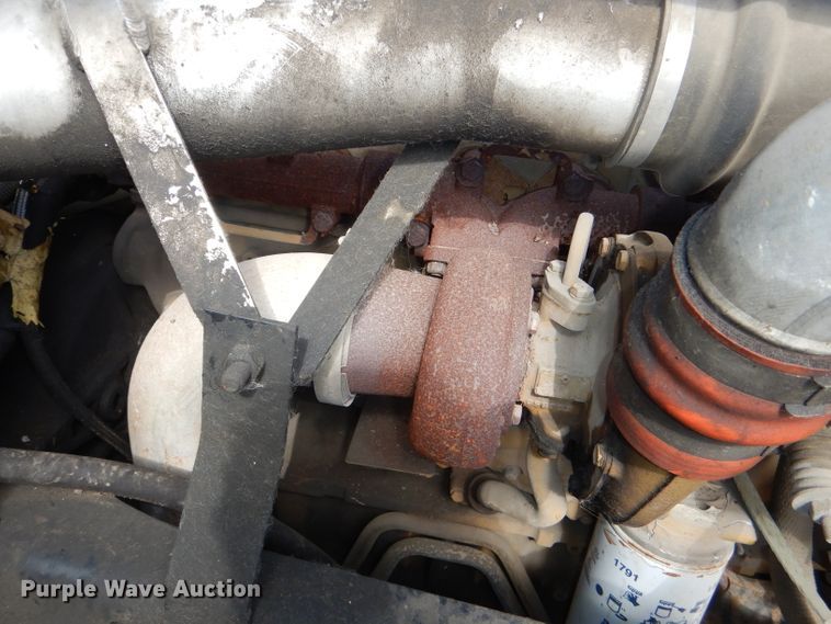 image for item DI2645 1999 GMC T6500 paint striper truck